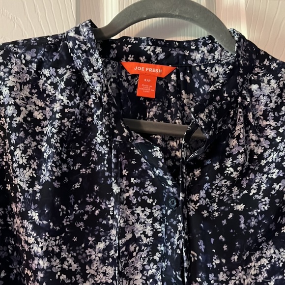 Beautiful tiny floral print Navy, lilac and white dress. - Picture 3 of 3